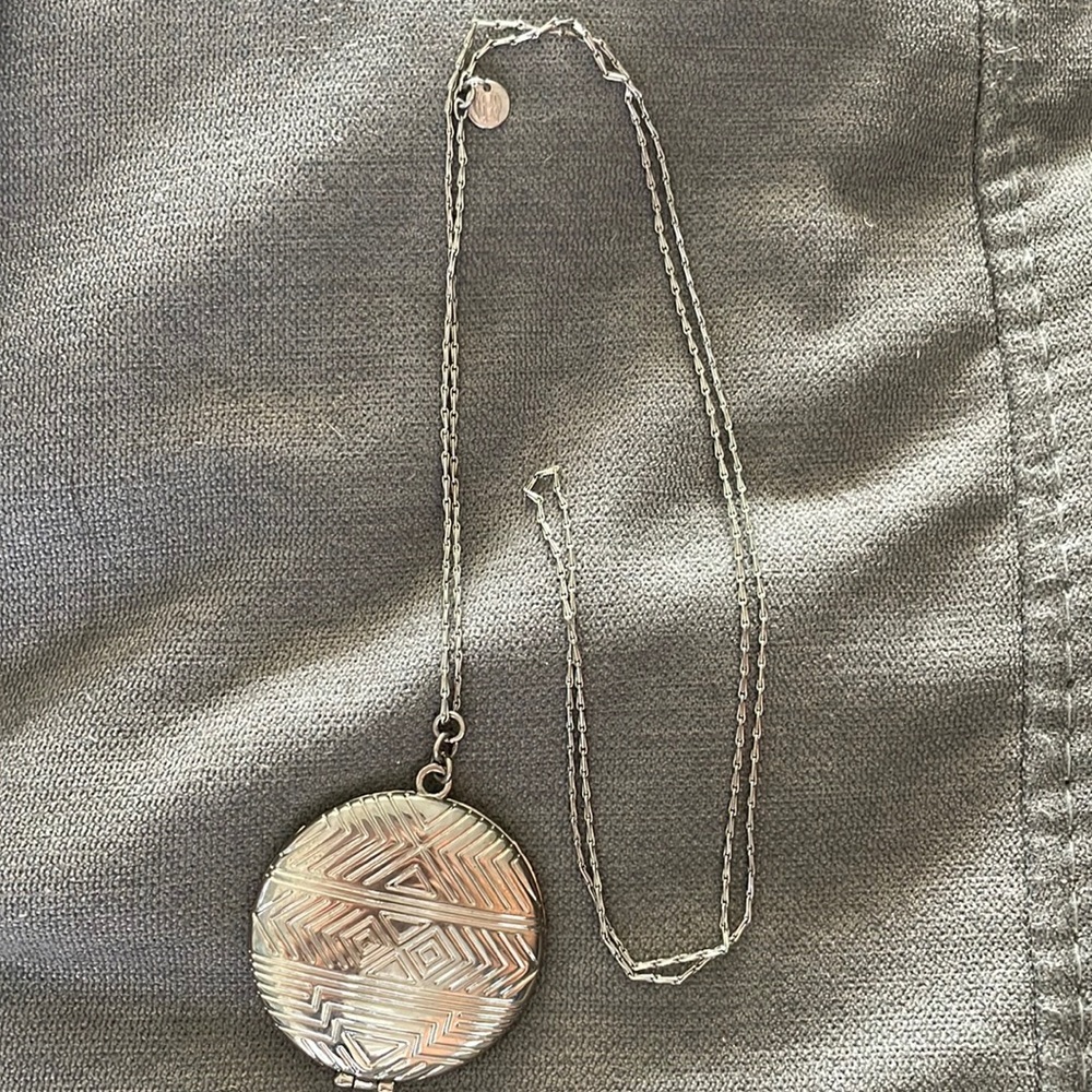 House of Harlow 1960 silver locket